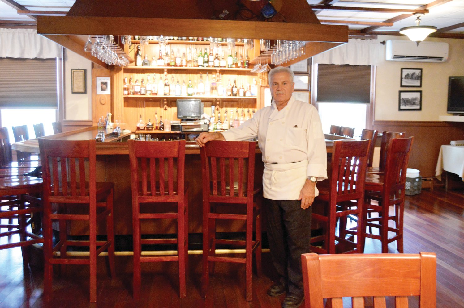 Filippo Magnano took over the Ottsville Inn nearly 13 years ago and made it into a family-friendly Italian restaurant. Photograph by Susan S. Yeske