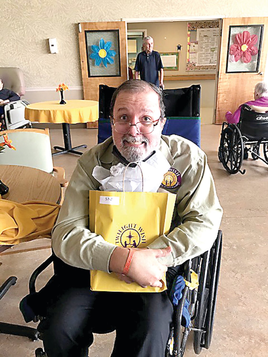 Greenleaf resident receives the office supplies he wished for.