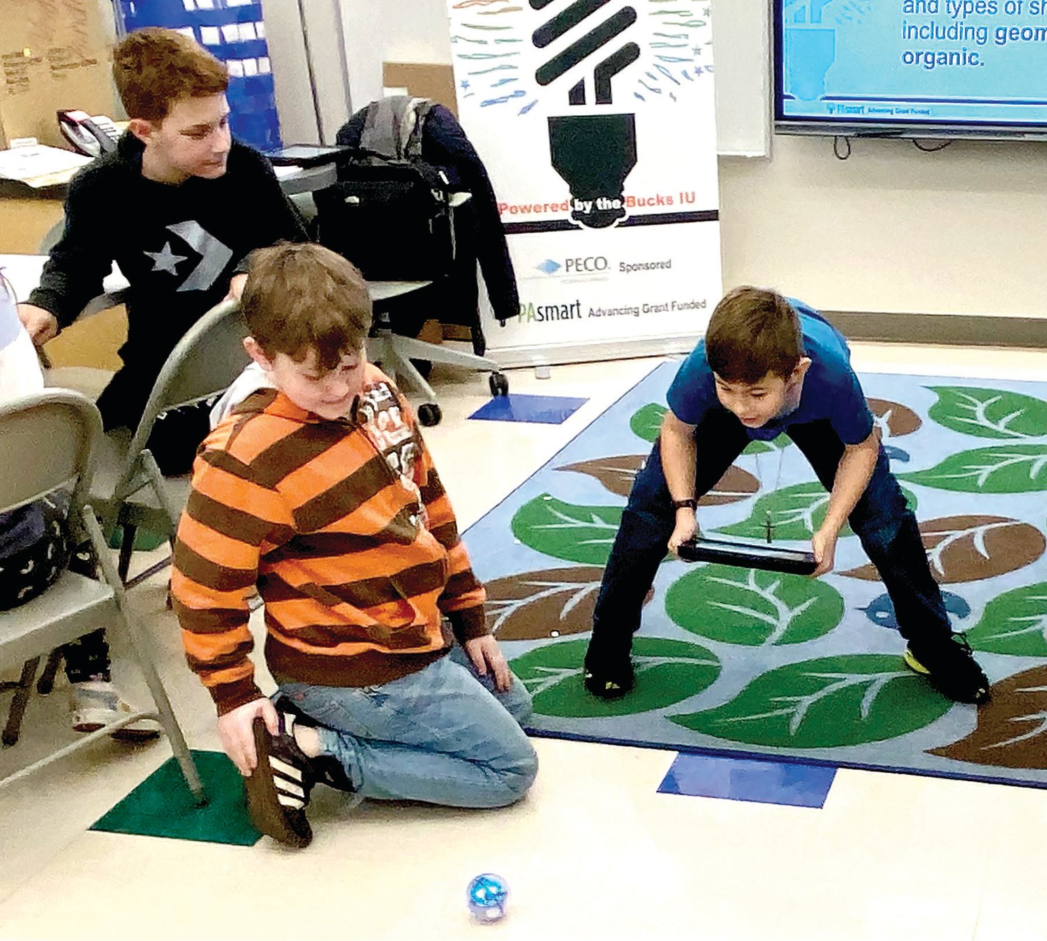As part of their Fab Lab learning experience, Neidig fourth graders were introduced to Sphero, a spherical robot programmed to roll around and perform different functions using an iPAD App.